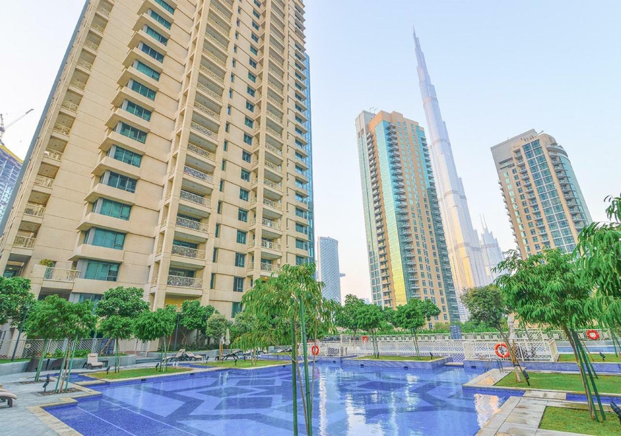 Apartment Dreamland {ease By Emaar}- Burj Khalifa View *