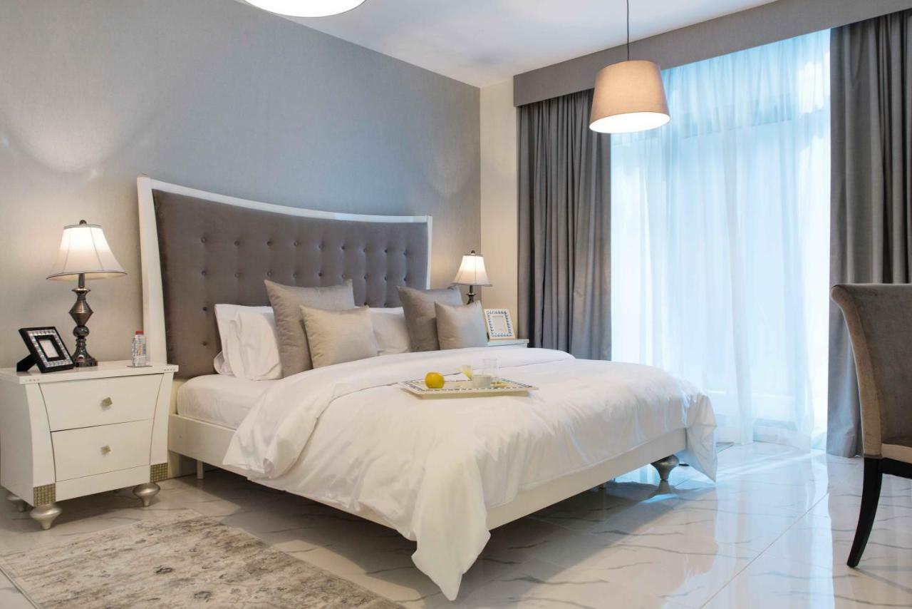 Boutique Living - Marina Wharf 2 *