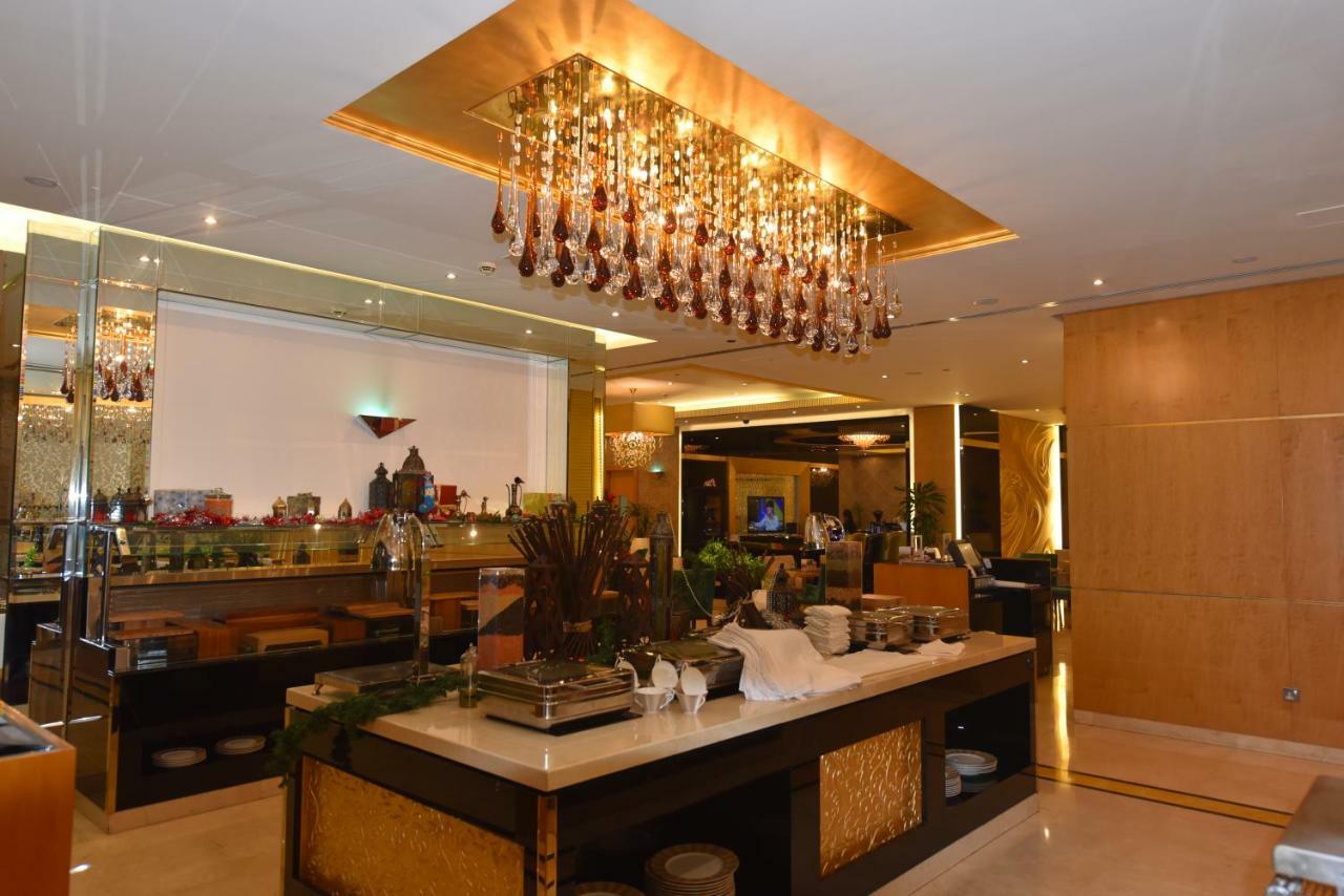 Apartment Superb Downtown Dubai, Amazing Location!