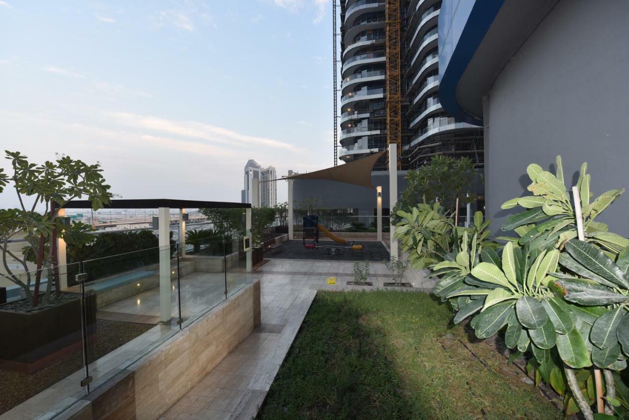 Superb Downtown Dubai, Amazing Location!