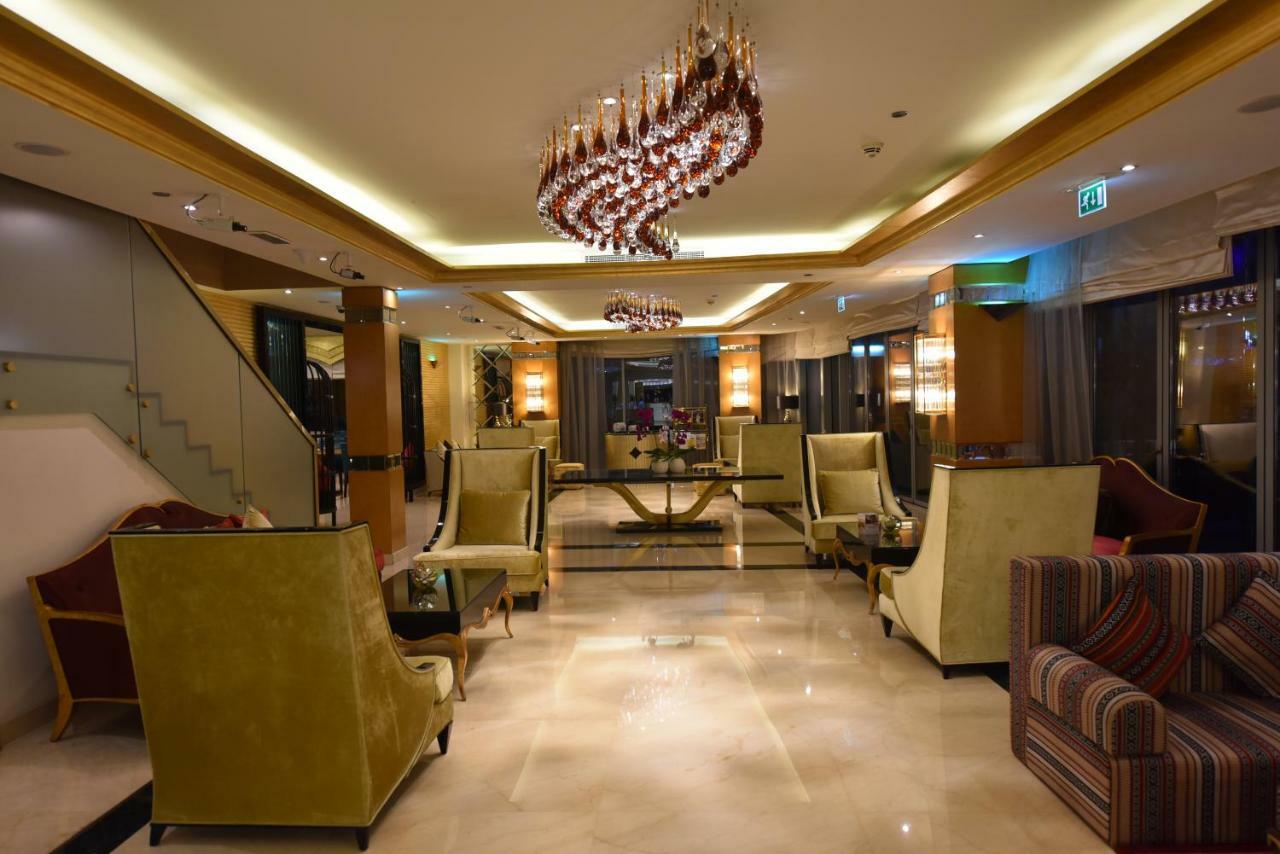 Superb Downtown Dubai, Amazing Location! * Dubai