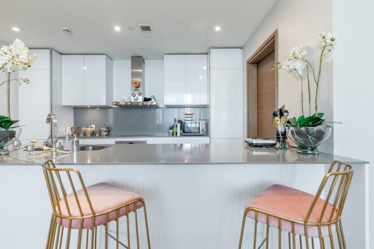 Dhh- Luxurious 1 Bed 4th Floor Quartz City Walk B1 Apartment