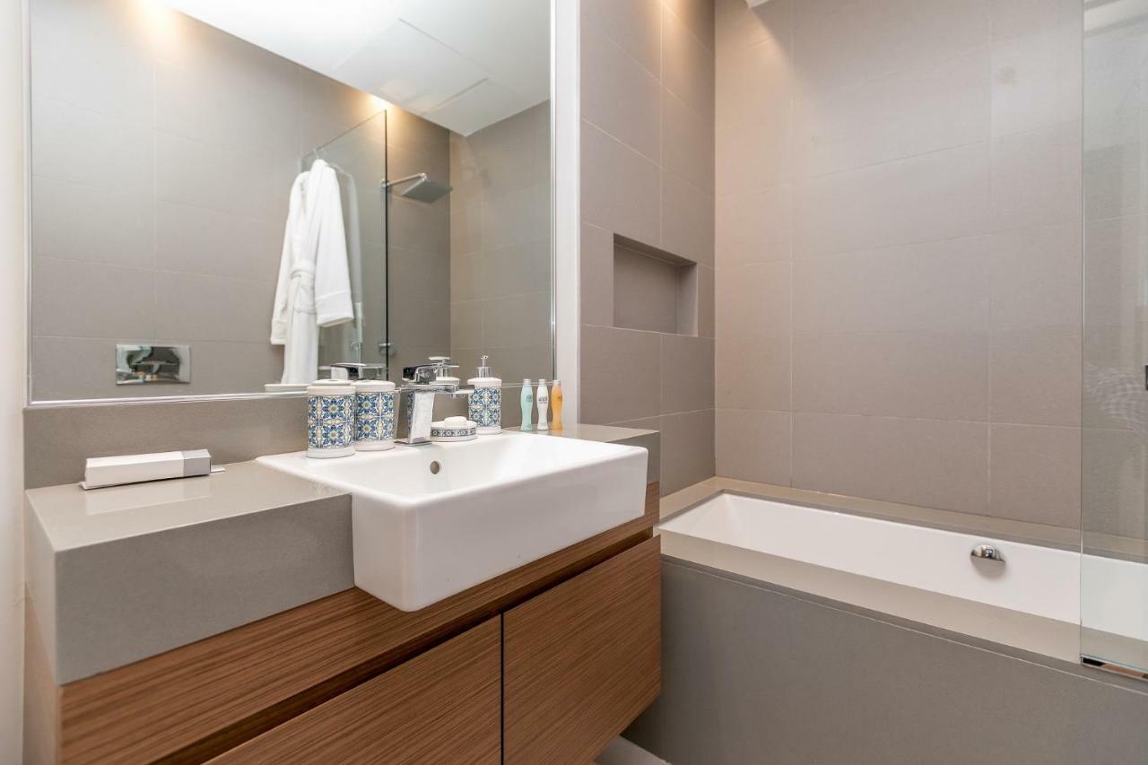 Dhh- Luxurious 1 Bed 4th Floor Quartz City Walk B1 Apartment