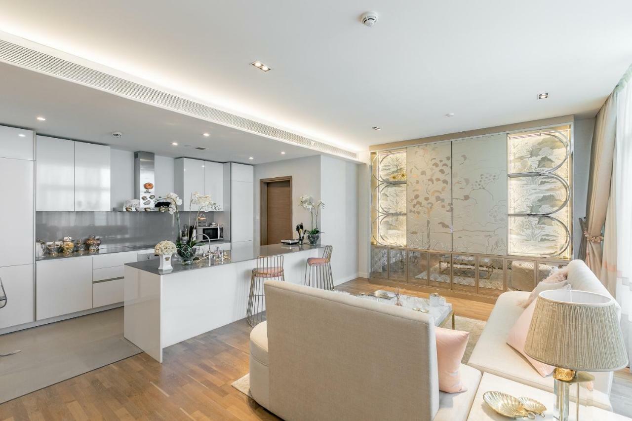 Apartment Dhh- Luxurious 1 Bed 4th Floor Quartz City Walk B1 *
