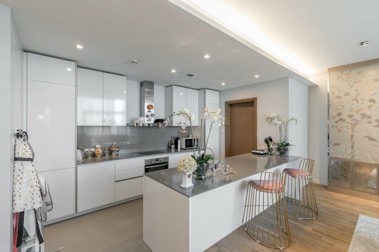 Dhh- Luxurious 1 Bed 4th Floor Quartz City Walk B1 Apartment