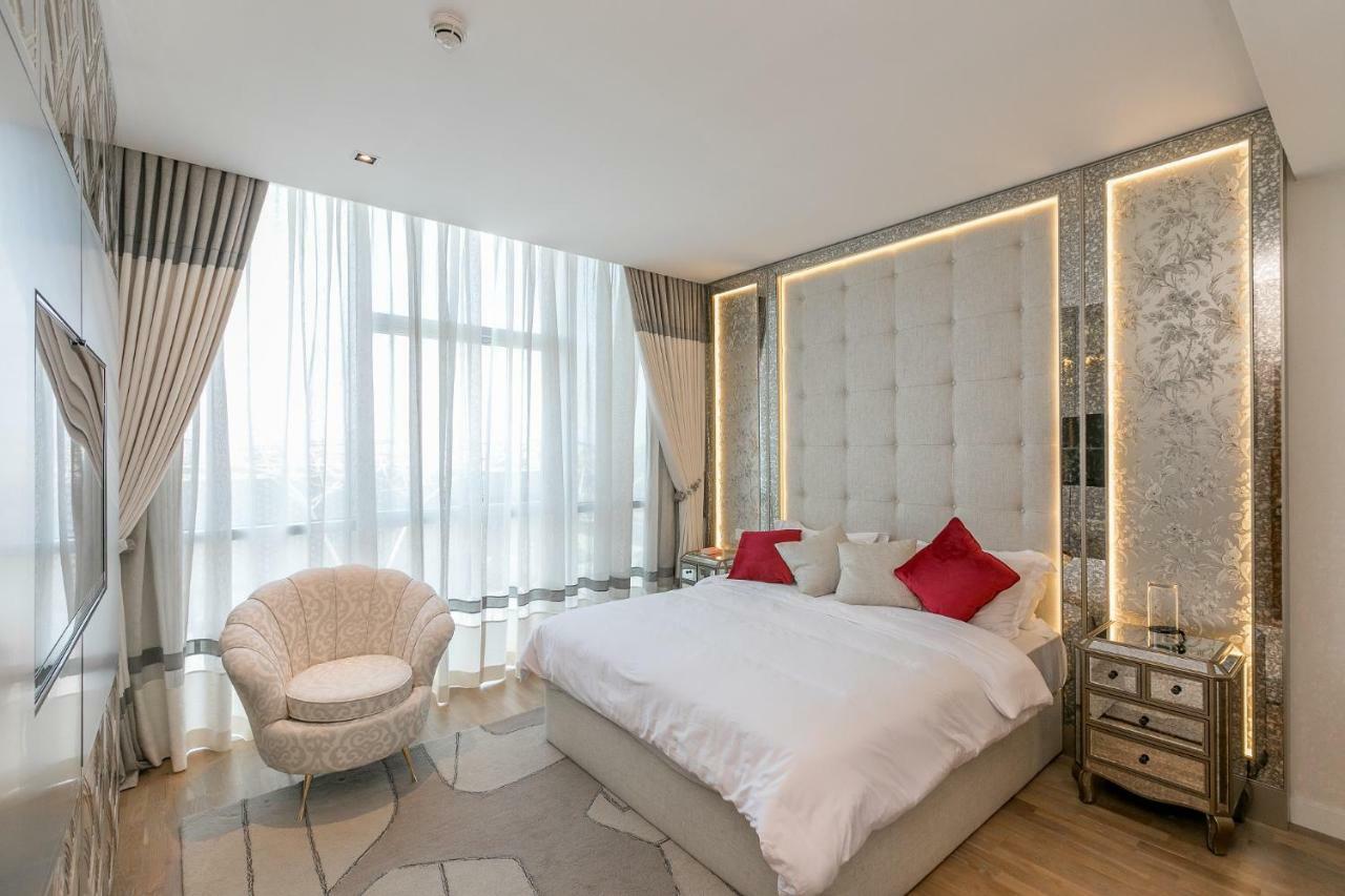 Dhh- Luxurious 1 Bed 4th Floor Quartz City Walk B1 Apartment Dubai