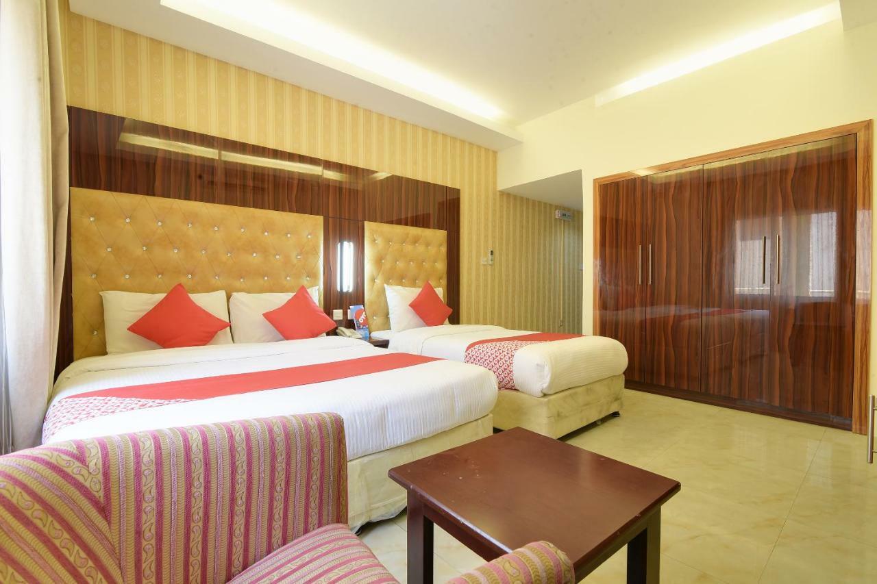 Hotel Oyo 273 Burj Nahar 2*