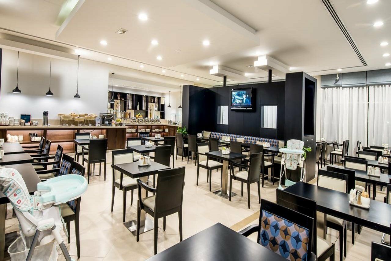Express Dubai, Jumeirah By Ihg
