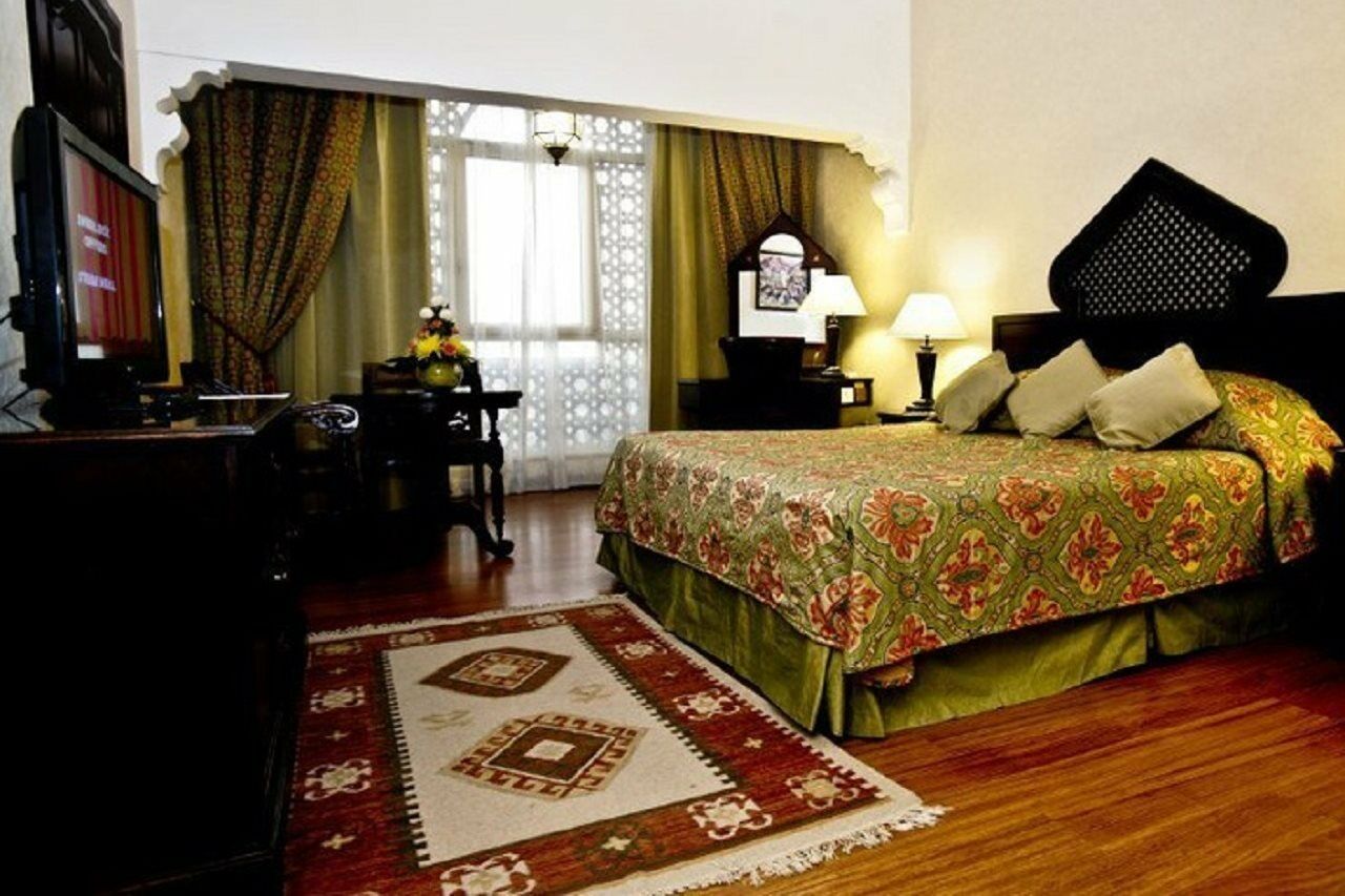 Arabian Courtyard & Spa Hotel