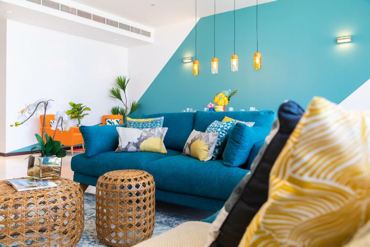 Maison Privee - Palm Jumeirah Luxury Apt W Access To Exclusive Beach, Pool, And Gym Apartment