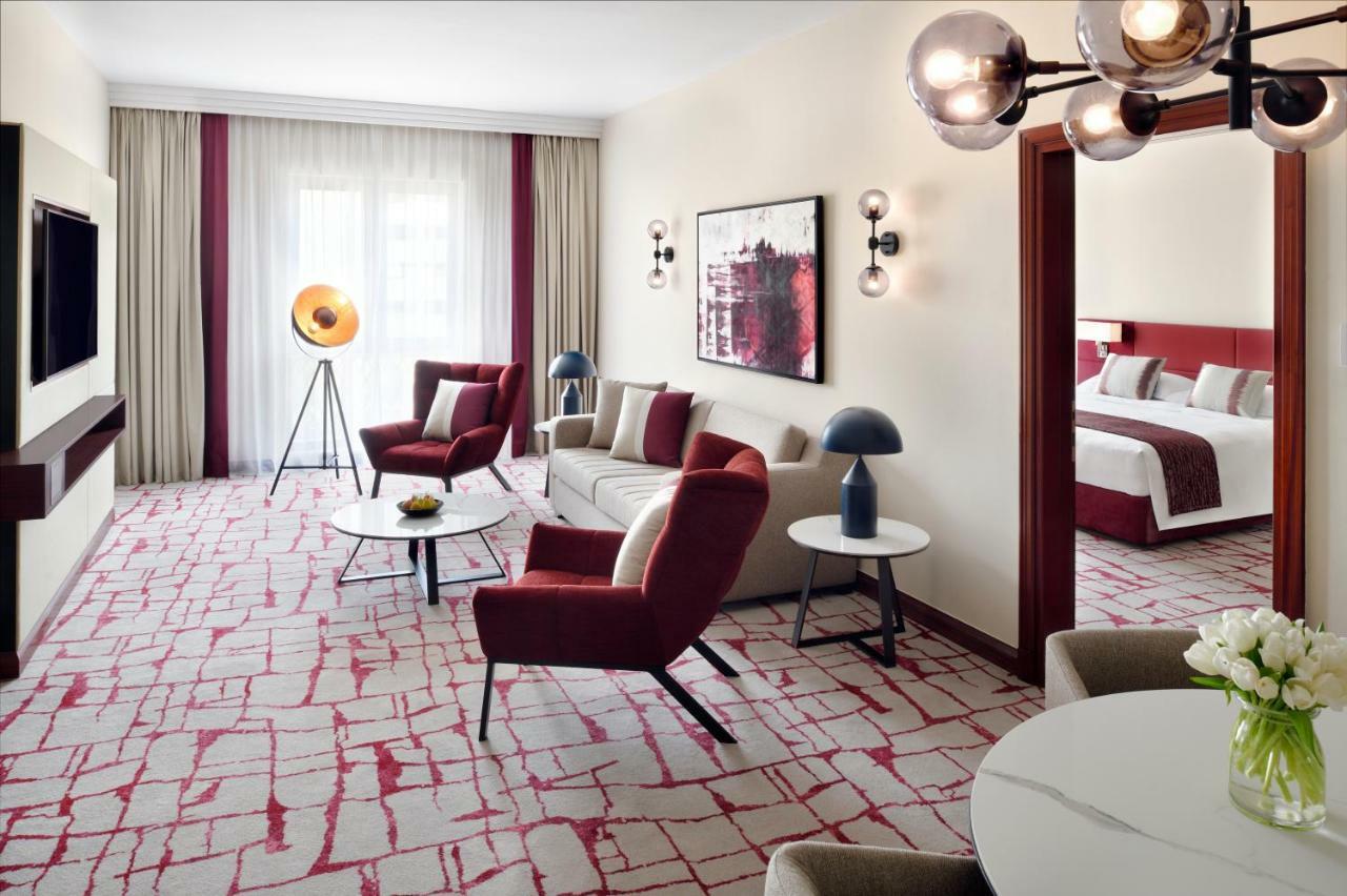 Otel Moevenpick & Bur