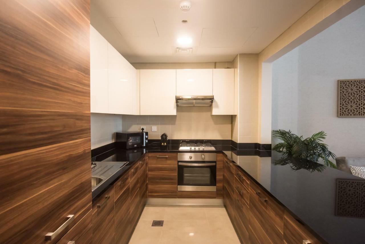 Apartment Fantastay Sparkle Tower One Bedroom Suite Marina View Dubai