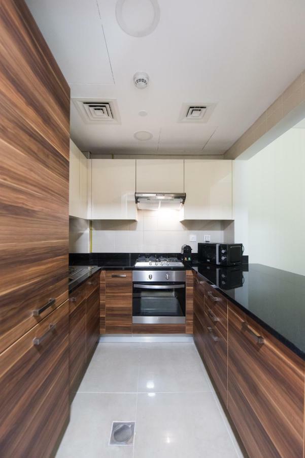 Fantastay Sparkle Tower Luxury 1 Br * Dubai