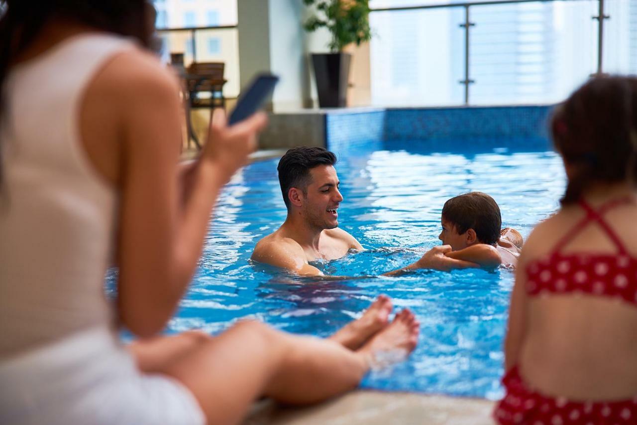 Mercure Barsha Heights And 4*
