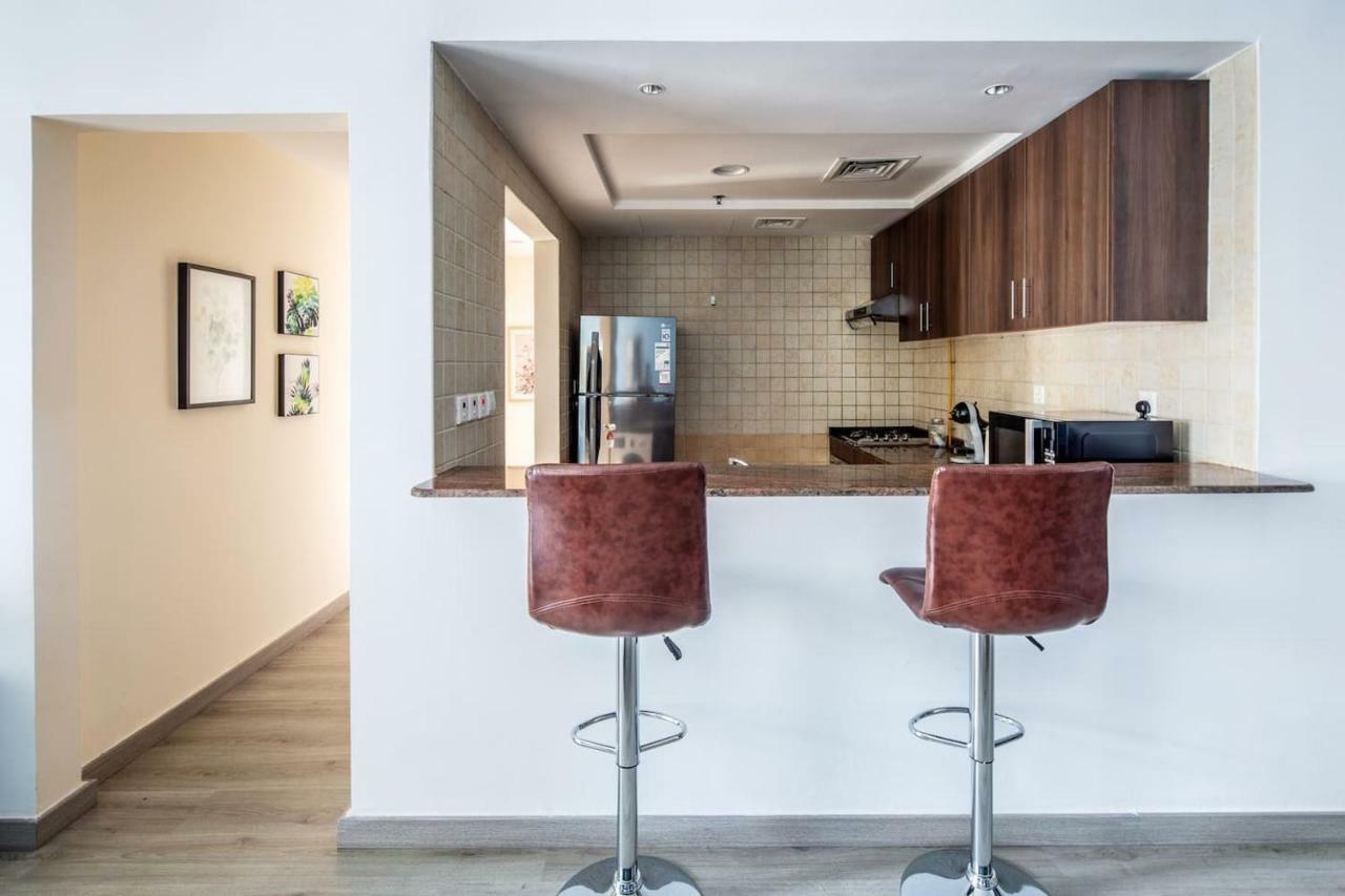 Frank Porter - Marina Diamond 4 Apartamento