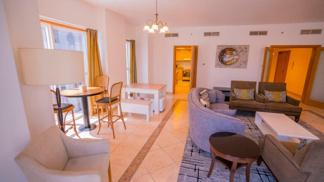 Apartment The Holiday Homes Dubai