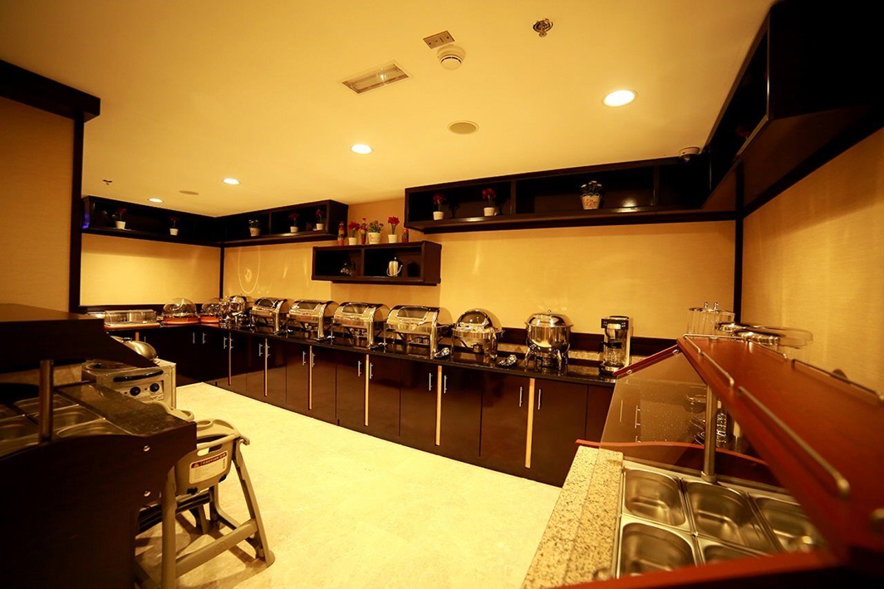 Telal Aparthotel Dubai