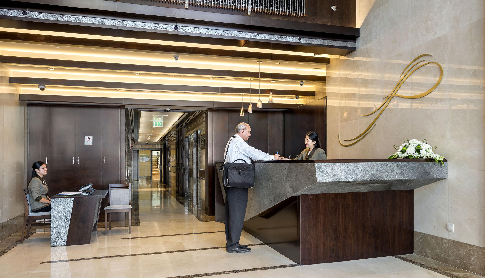 Premiere Marina Aparthotel 4*