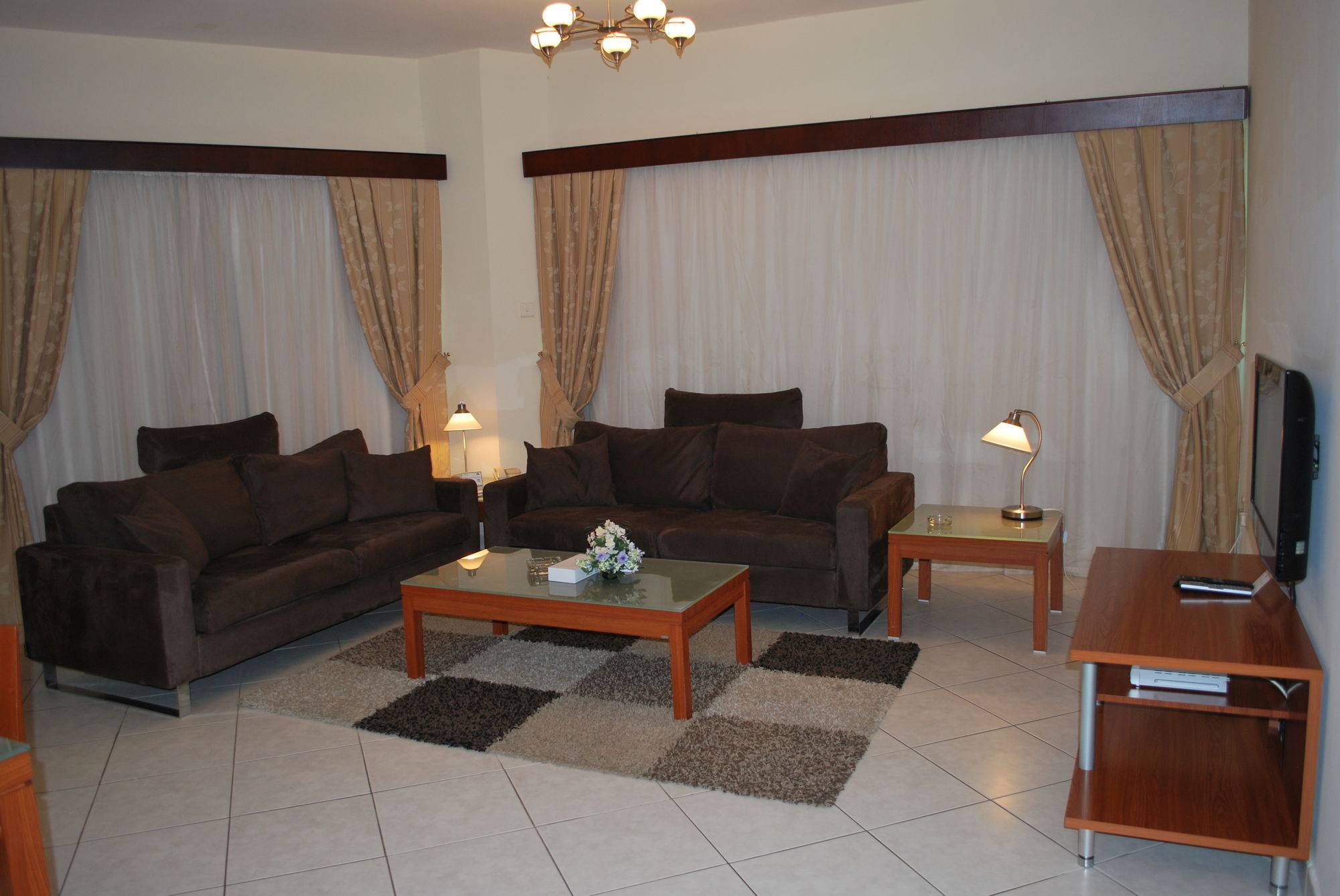 Al Deyafa Aparthotel Dubai
