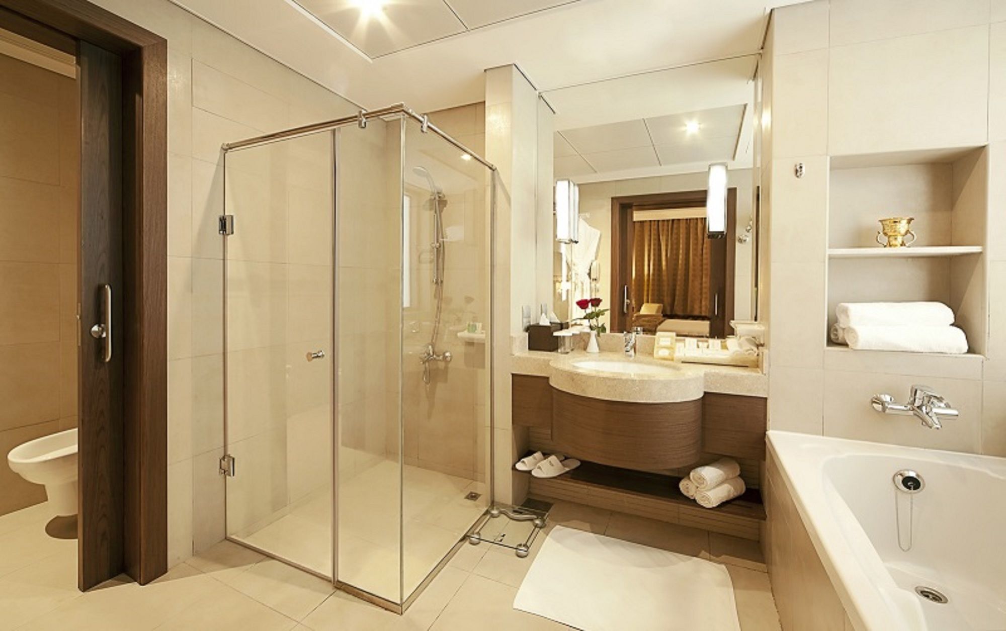 Oaks Liwa Heights Apart Otel