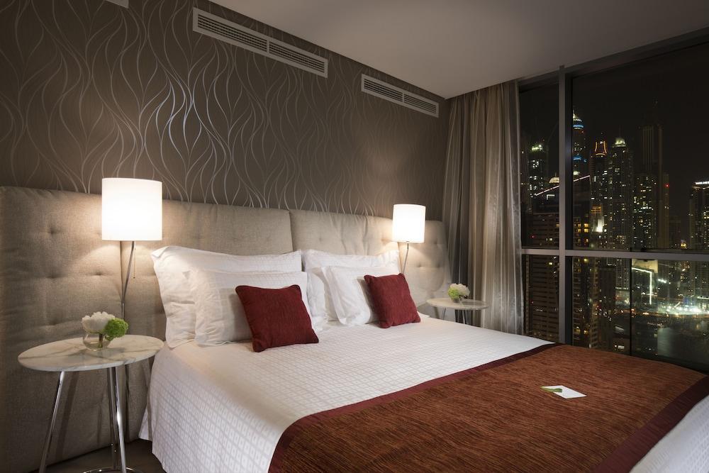 Avenue 4* Dubai