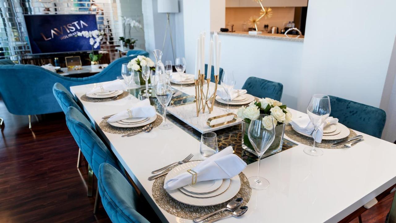Lavista Holidays - Burj Vista Apartment