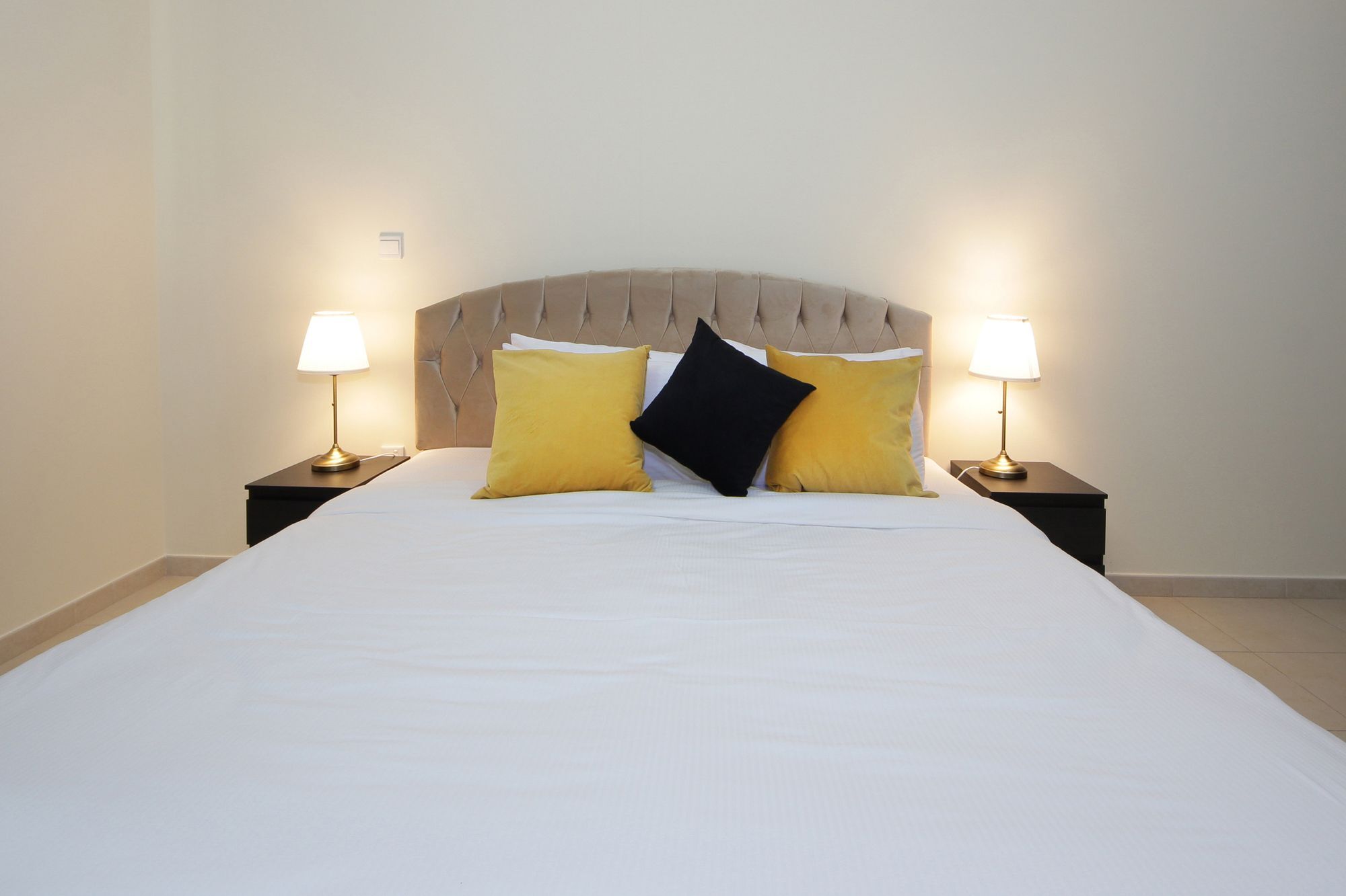 New Arabian Burj 1 & 8 Downtown Apartment Dubai