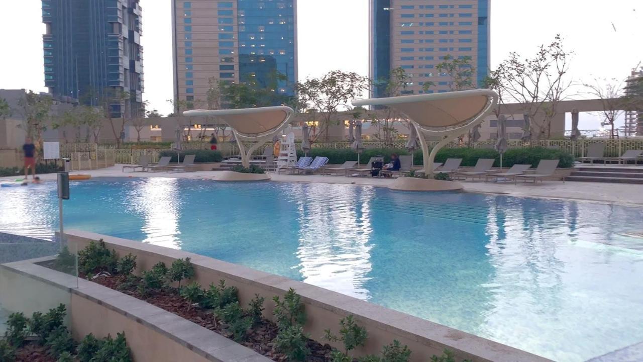 Lavista Holidays - Burj Vista * Dubai