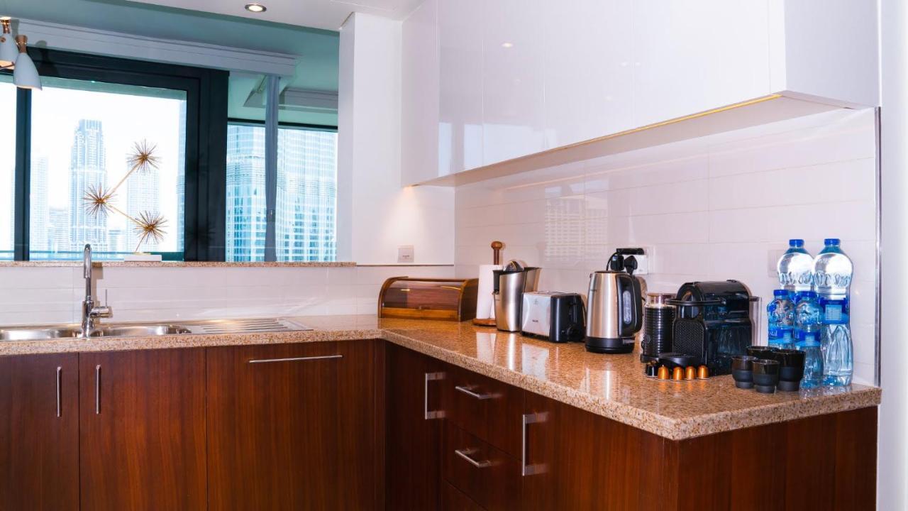 Lavista Holidays - Burj Vista Dubai