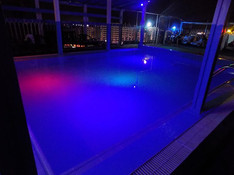 Dream Palace 3*