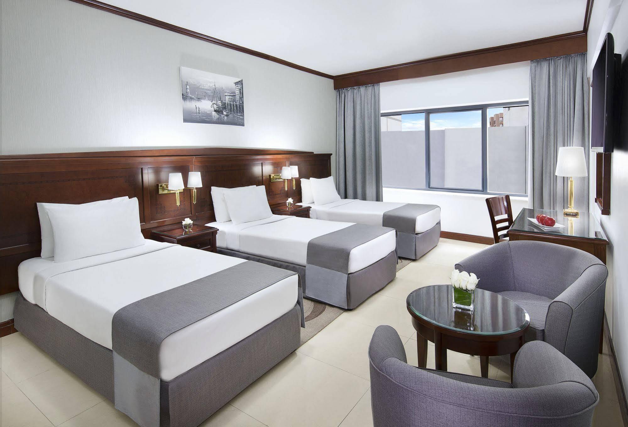 Hotel Admiral Plaza 3*