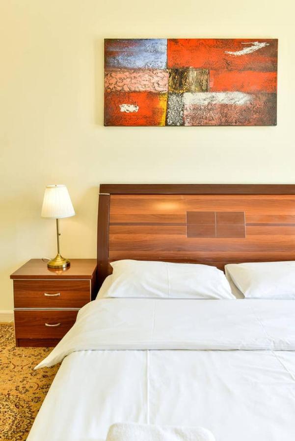 Medlock * Dubai