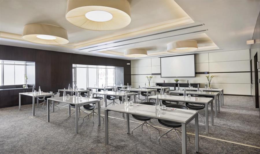 Hyatt Place Jumeirah Hotel Dubai