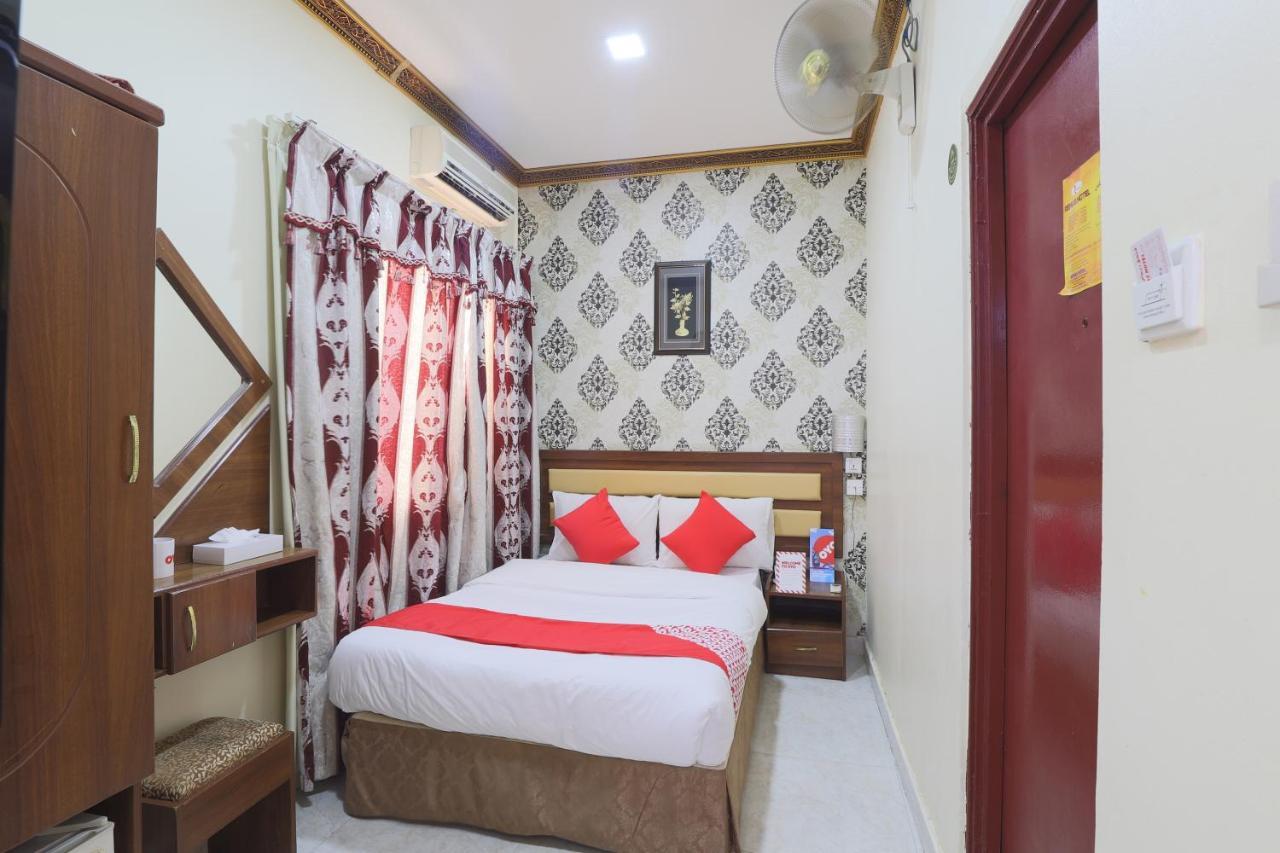 Hotel Oyo 335 Remas Llc *
