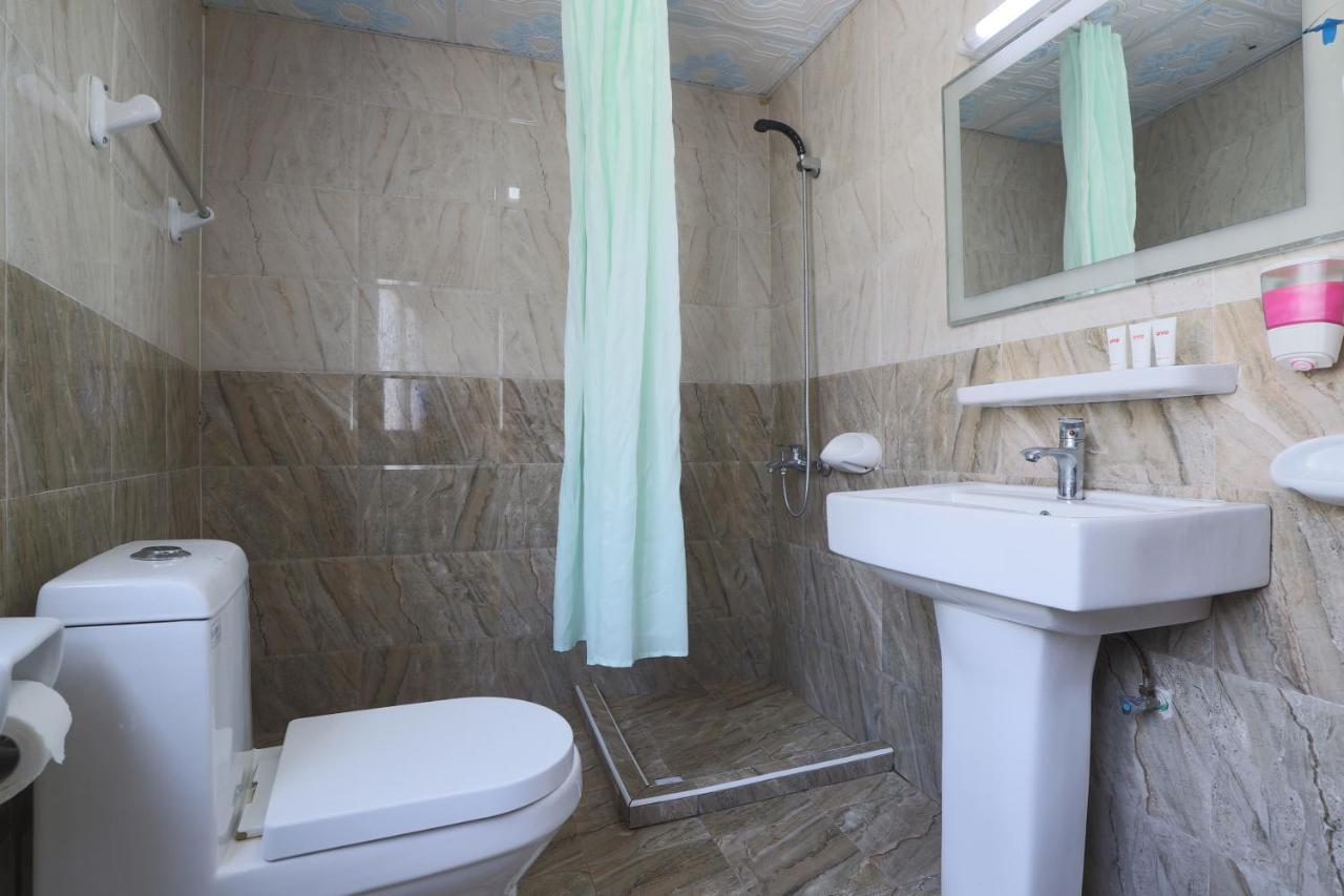 Hotel Oyo 335 Remas Llc
