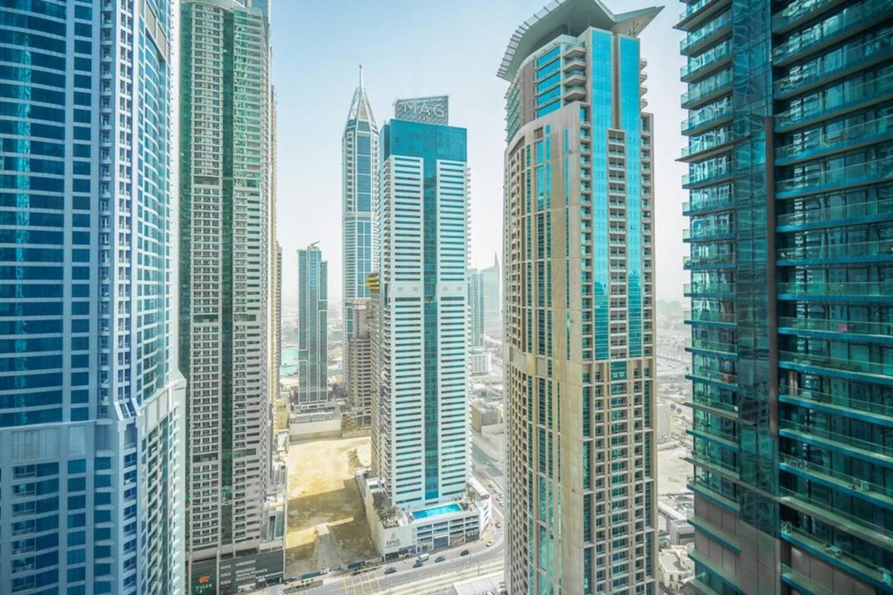 Luton Vacation Homes Marina Gate Tower 2 *