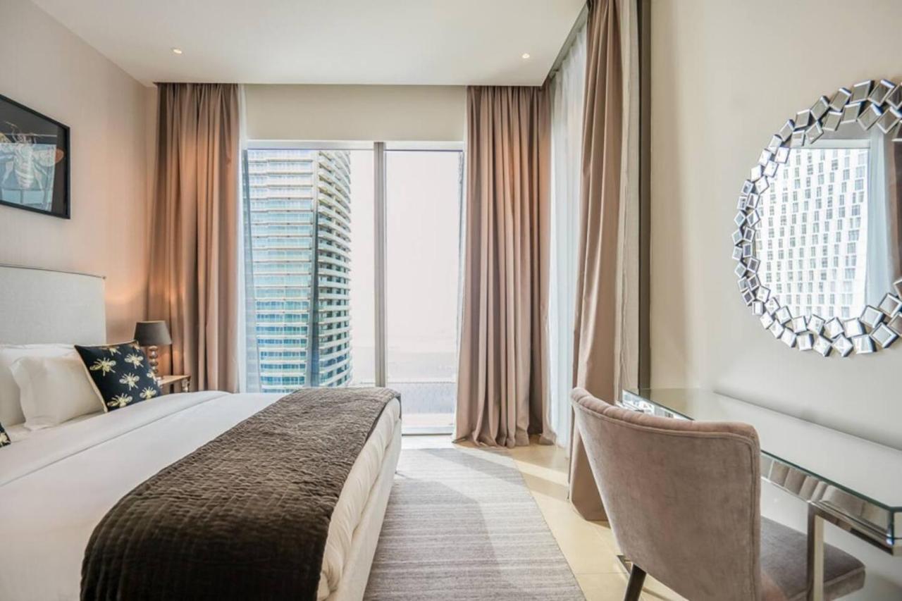 Apartment Luton Vacation Homes Marina Gate Tower 2