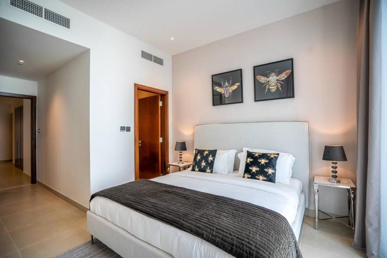 Apartment Luton Vacation Homes Marina Gate Tower 2