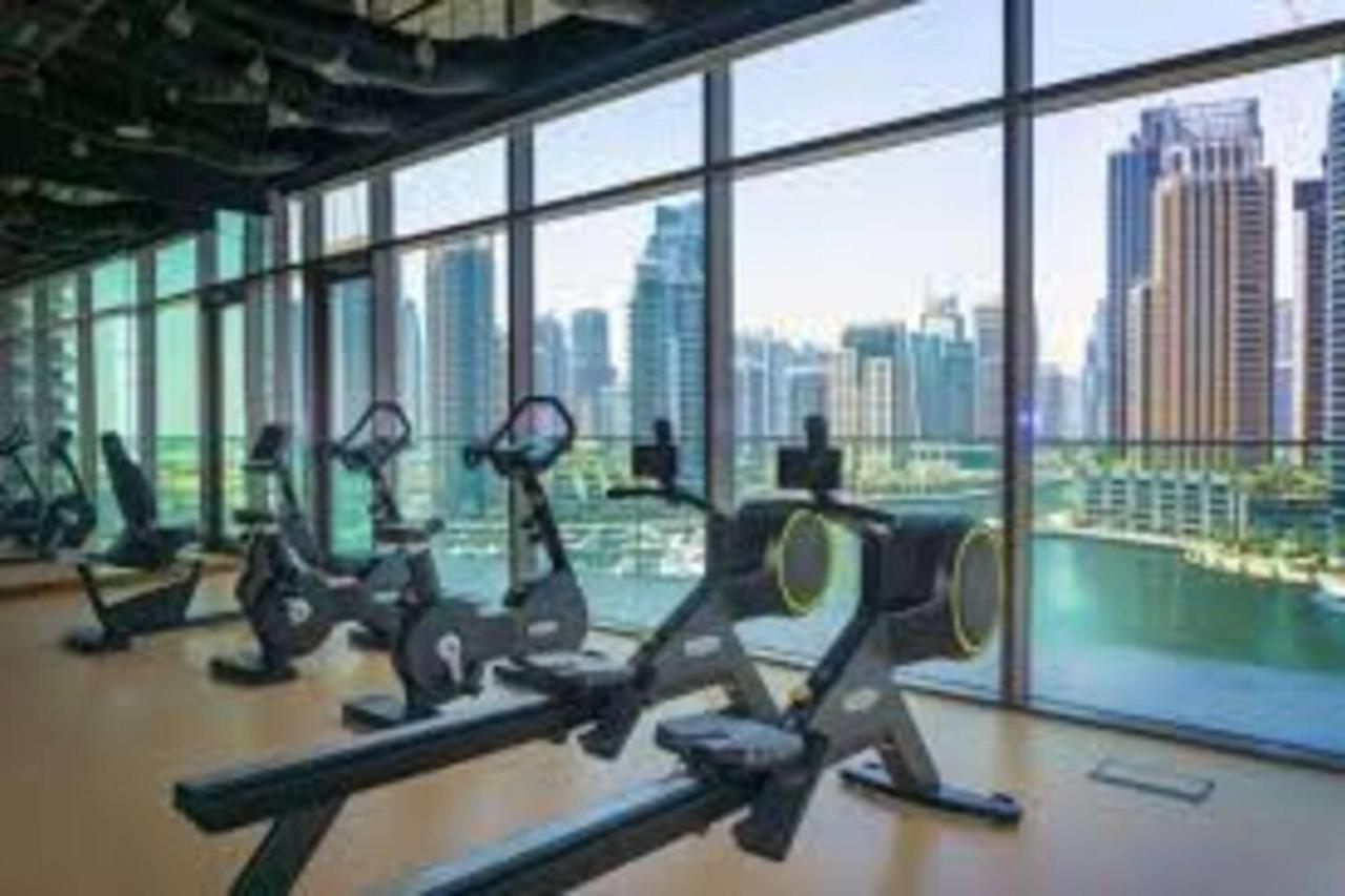 Luton Vacation Homes Marina Gate Tower 2 *