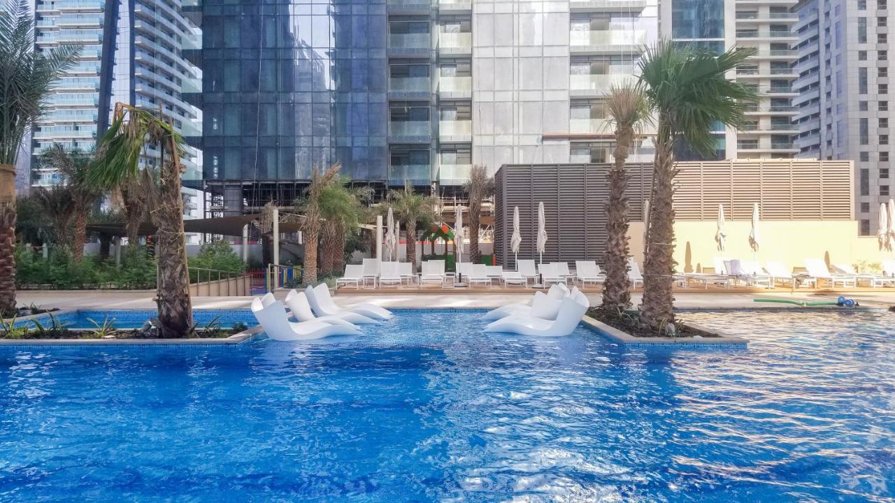 Luton Vacation Homes Marina Gate Tower 2 Apartment Dubai