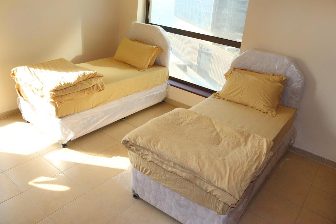 Hostel California