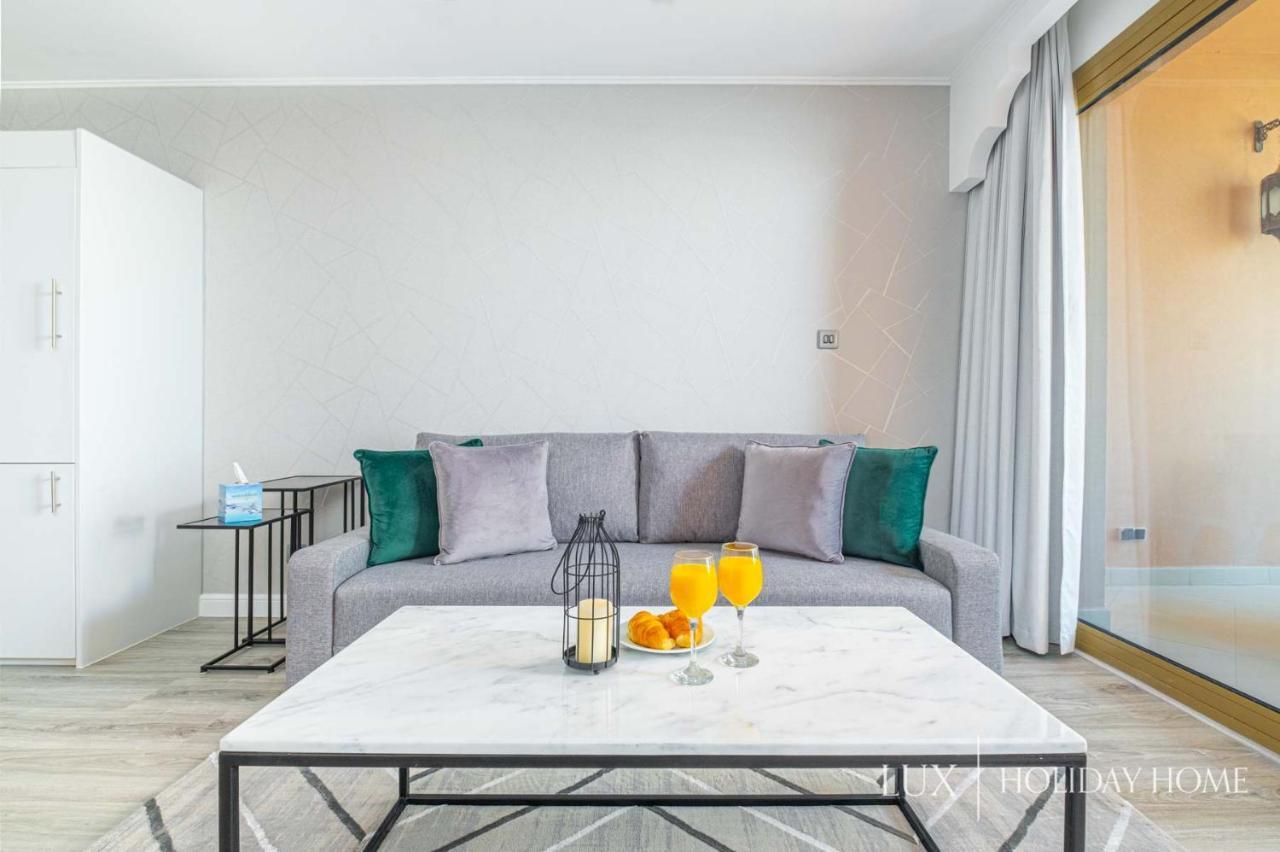 Lux - Ibn Battuta Apartment Dubai