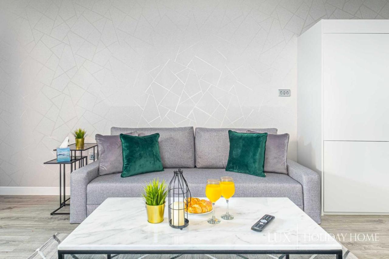 Lux - Ibn Battuta Apartment