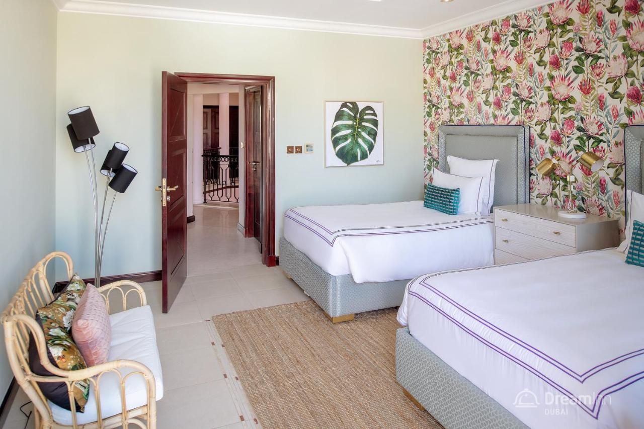 Villa Dream - Los Palma's Beachfront *