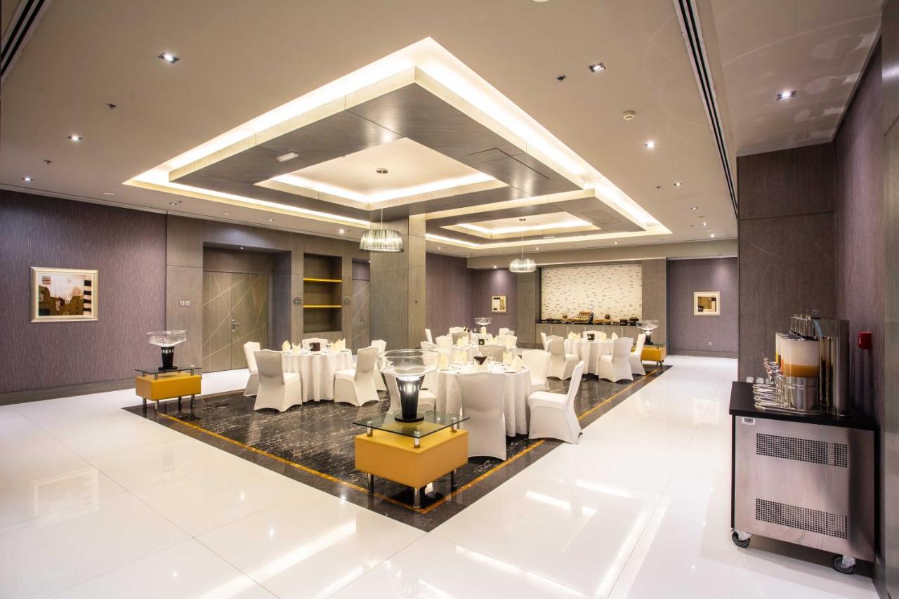 Time Grand Plaza Hotel, Airport Hotel Dubai
