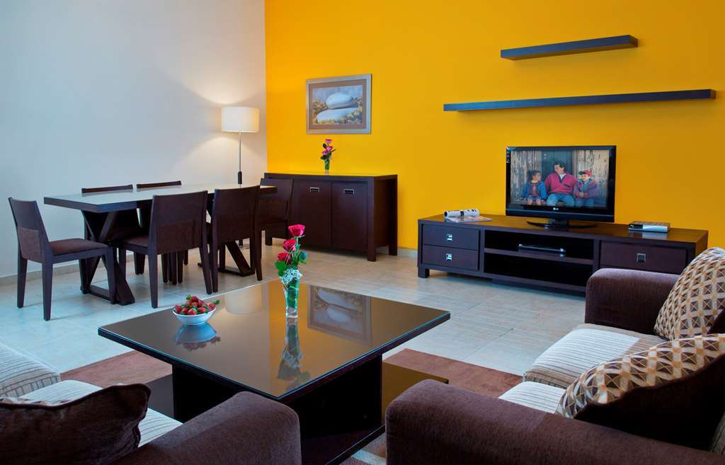 Time Topaz Apart Otel Dubai