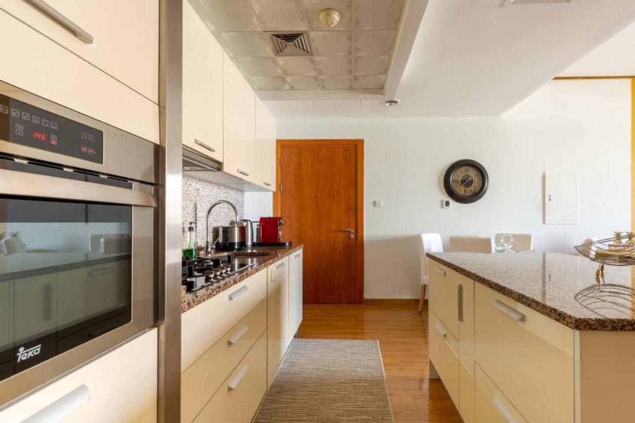 Frank Porter - Mulberry 1 Apartment