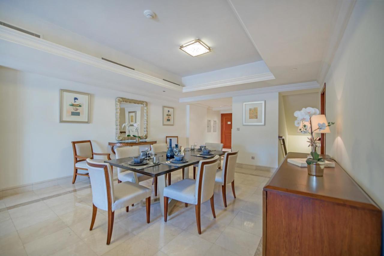 Luxurious 3br Townhouse With Maid's & Private Pool In Palm Jumeirah Apartment Dubai