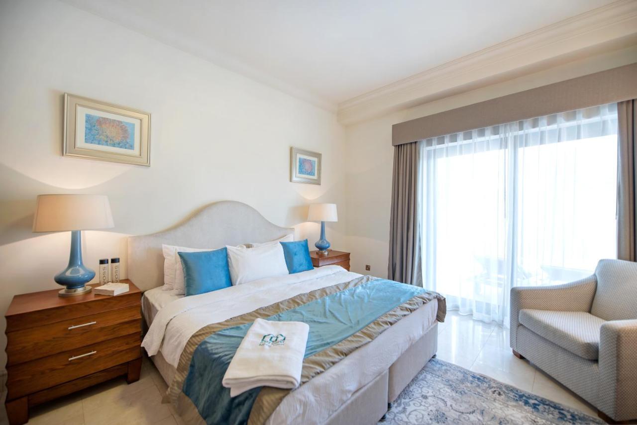 Luxurious 3br Townhouse With Maid's & Private Pool In Palm Jumeirah Apartment *