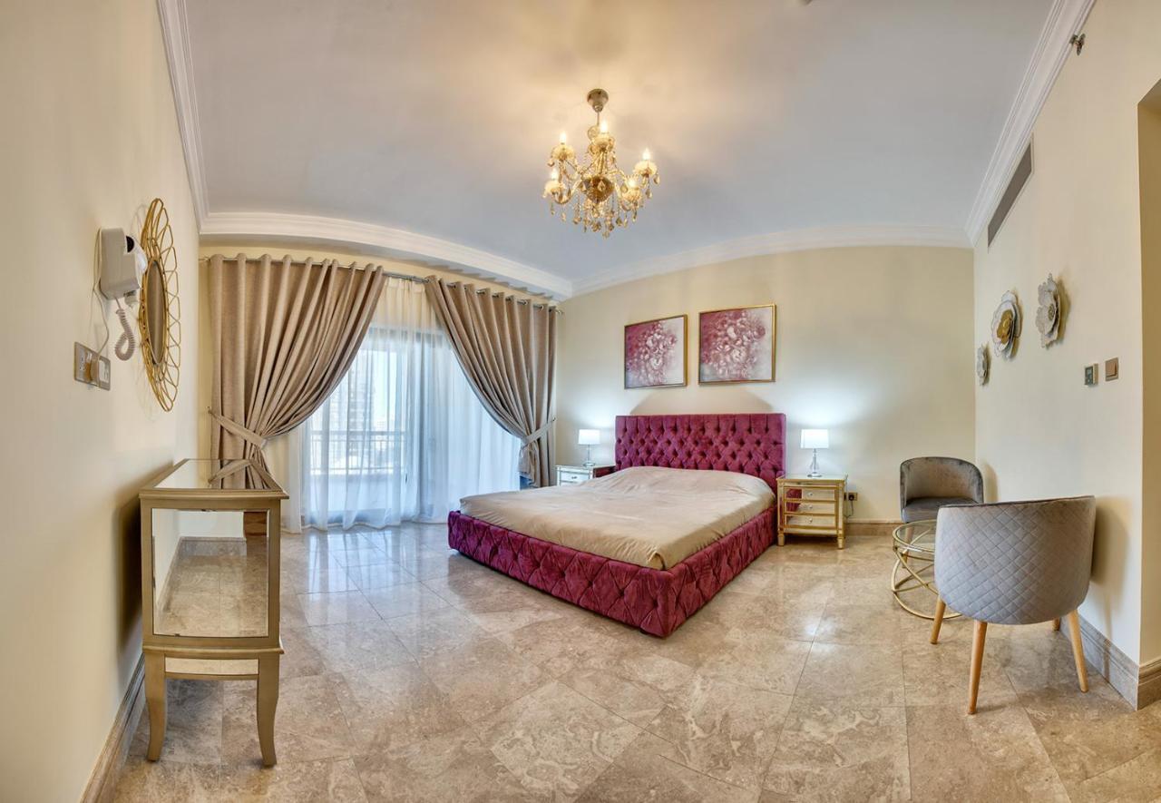 South & North Palm Jumeirah Daire *